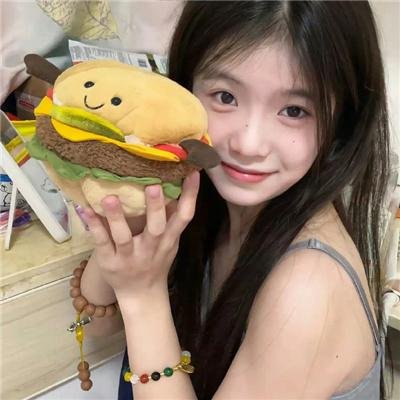 三个俄罗斯女孩